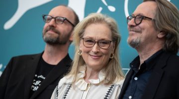 Soderbergh Streep and Oldman, Laundromat premiere in Venice