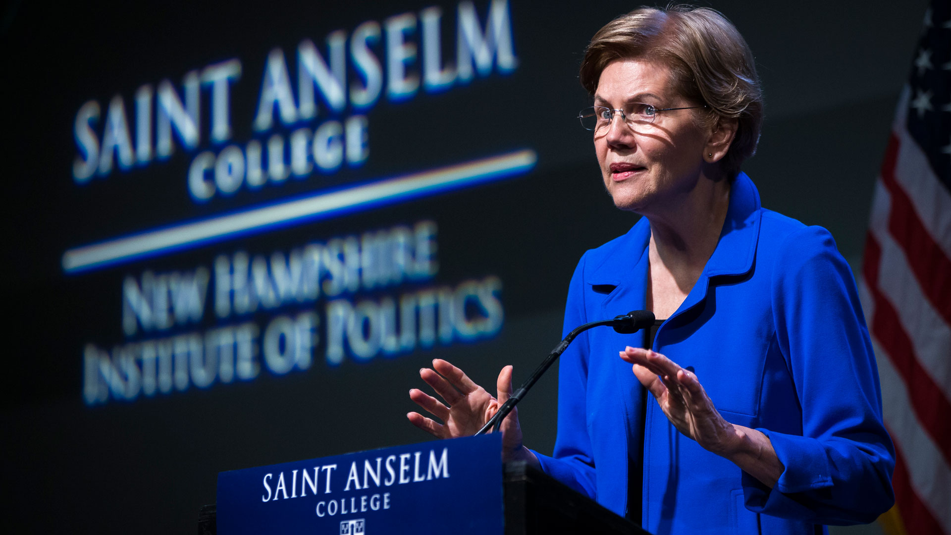 Citing Panama Papers, Warren announces plan to fight global corruption